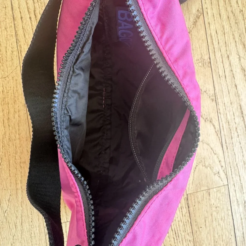 BAGGU Small Nylon Crescent Bag | Hot Pink - Picture 3 of 6